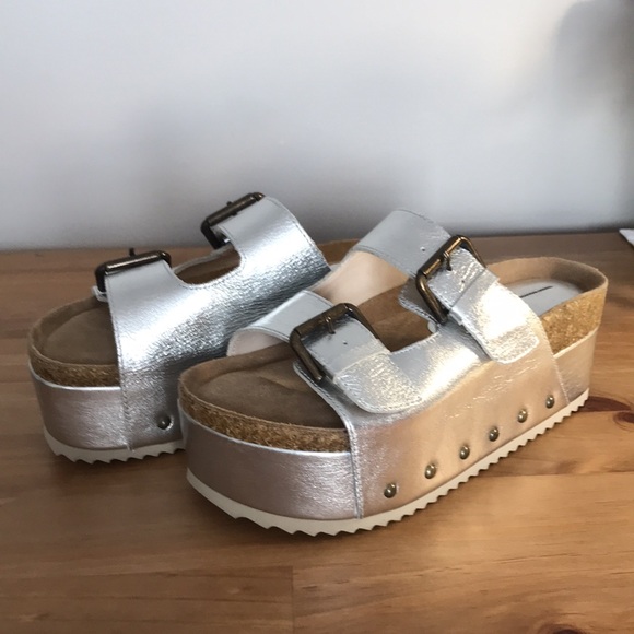 Intentionally Blank Rule Breaker Platform Sandals in Metallic Silver EUR 38 - Picture 6 of 13